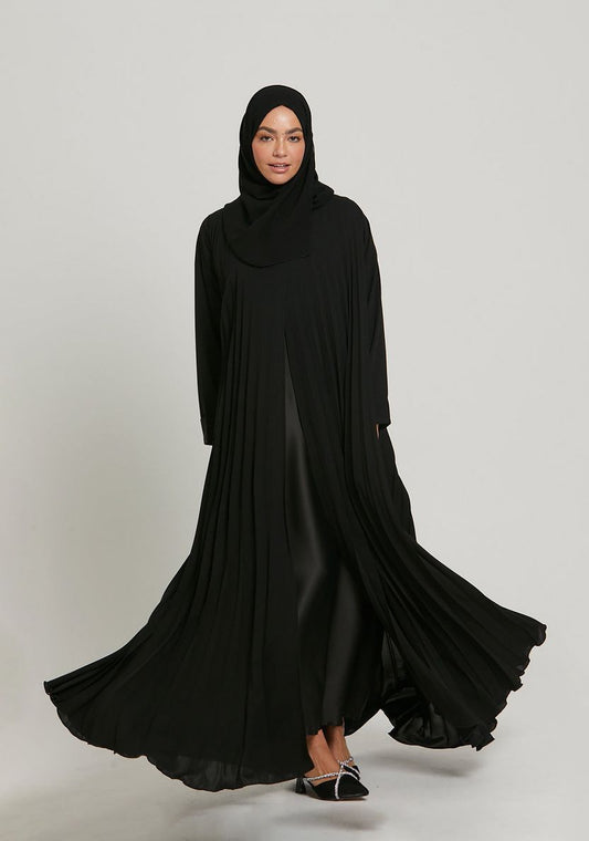Nukhbaa black cuff sleeves pleated womwns abaya with hijab